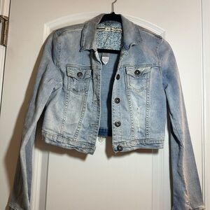 Dollhouse Light Wash Denim Jacket Women’s Medium | Cropped Jean Style